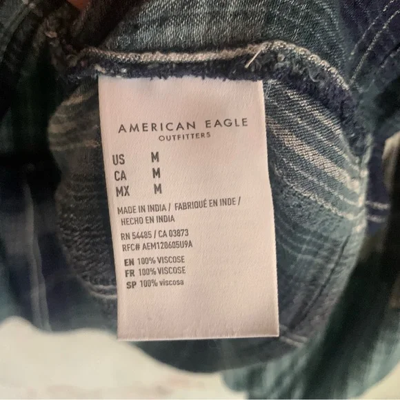 American Eagle Plaid Patchwork
Peplum Top Womens M Blue V-Neck
Boho Blouse - Picture 3 of 5